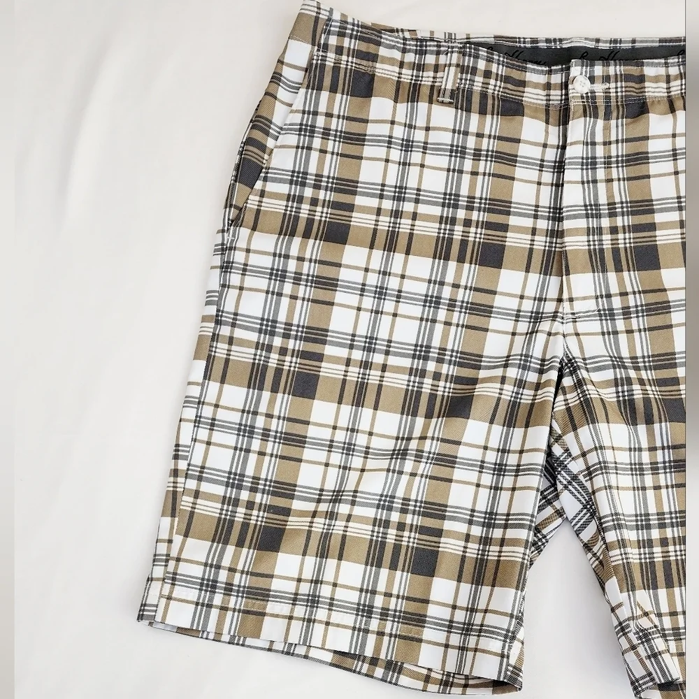 Hogan ben plaid